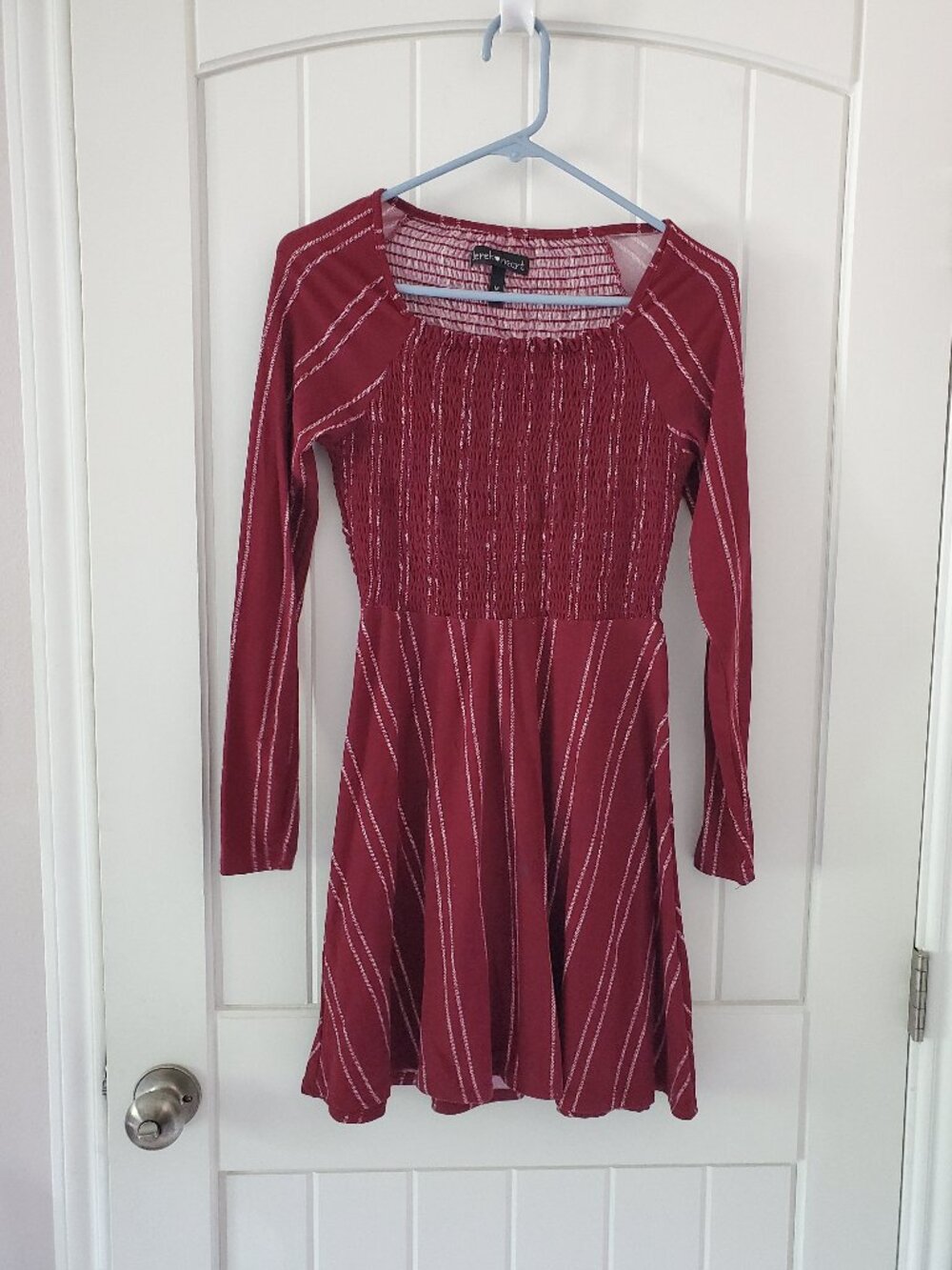 Small/Medium Derek Heart Burgundy Long Sleeve Stretchy Dress